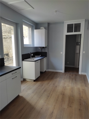 appartement à la location -   02200  SOISSONS, surface 76,1 m2 location appartement - APR734425